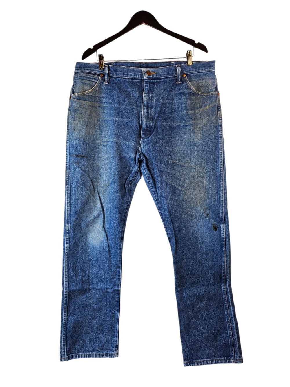 Wrangler Mens 42x32 Cowboy Cut Heavyweight Jeans Work Distressed 13MWZ